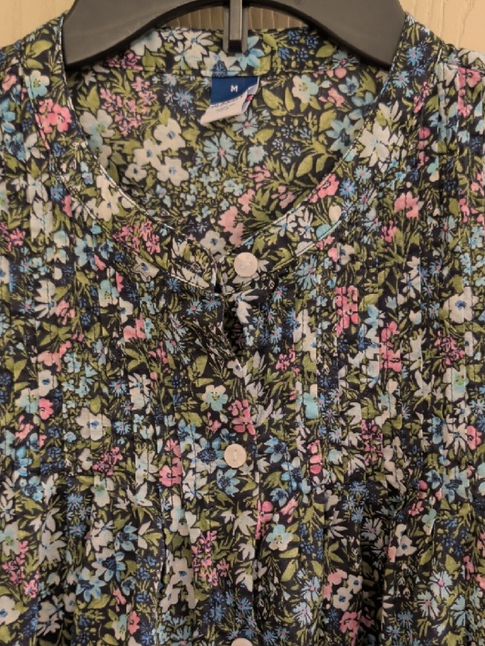 Old Navy Floral Pintuck Cropped Button Down Blouse M Boho - Picture 3 of 10